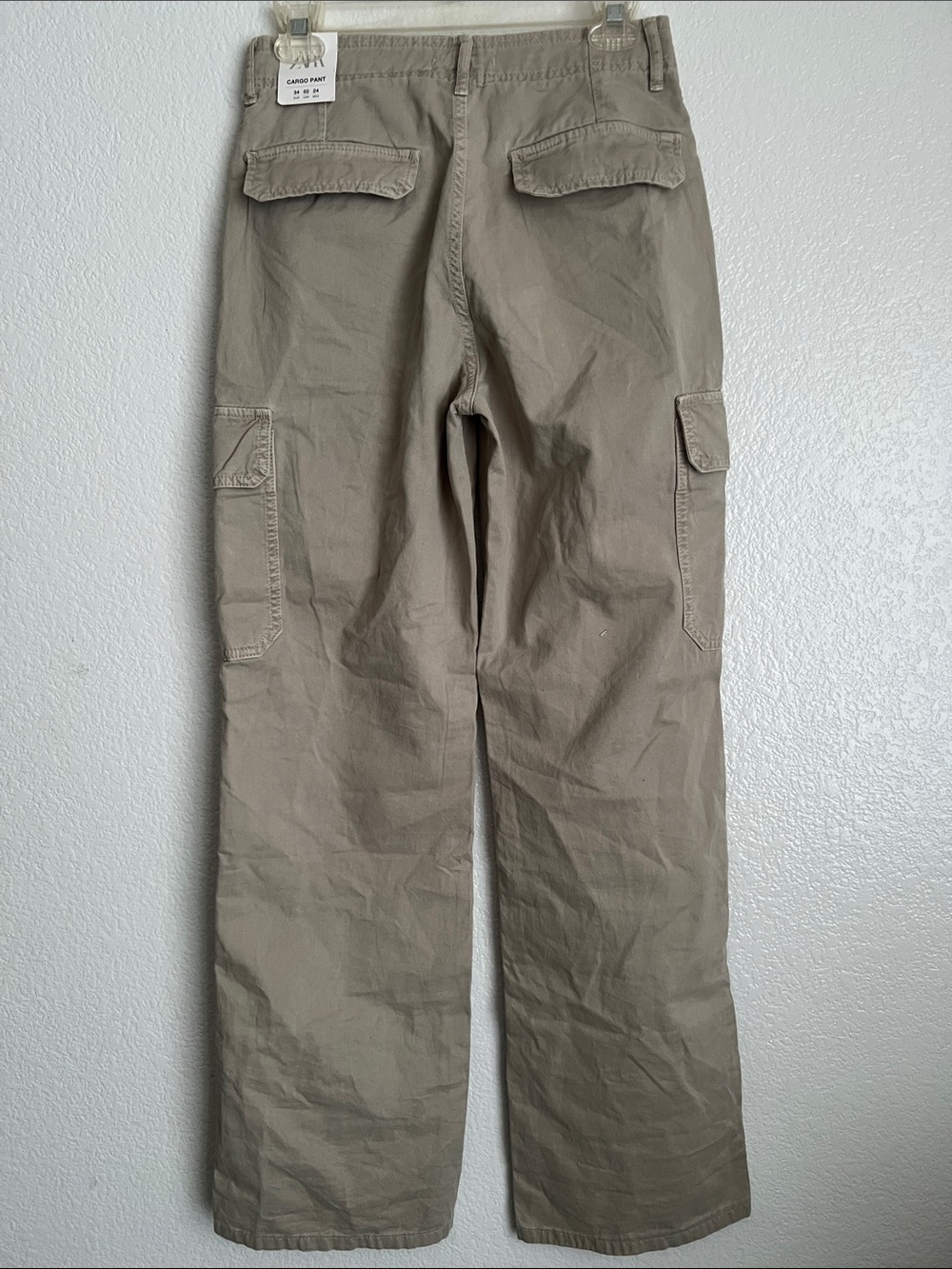 Zara Men’s Olive-Tan Cargo Pants - Picture 2 of 3
